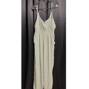 Woman’s XL American Eagle romper NEVER WORN